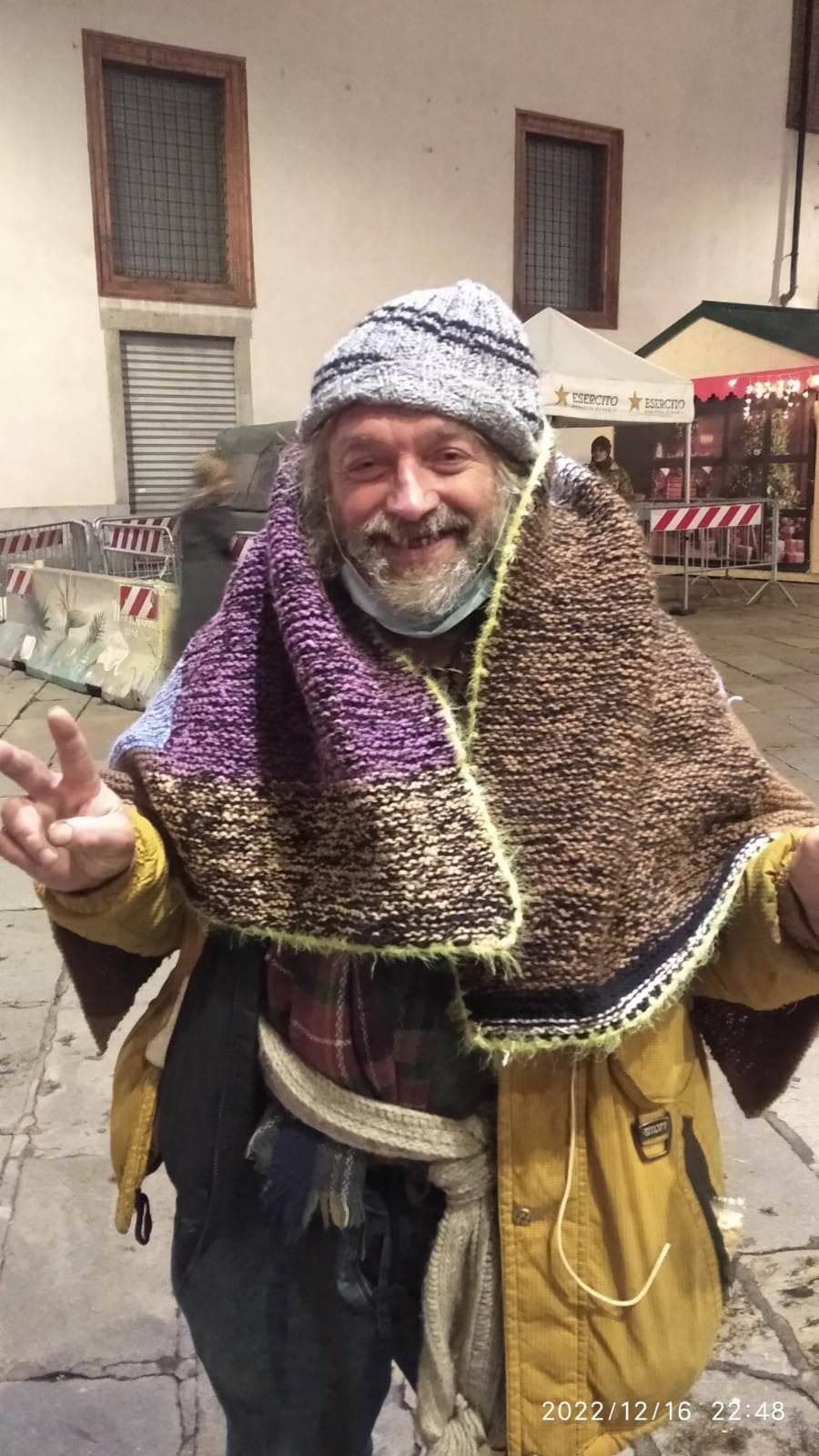 Ieri sera distribuzione a Milano